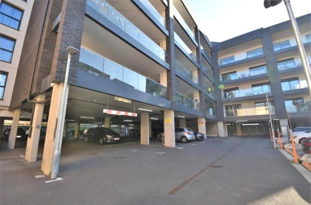 London Heathrow - West Drayton Apartment Yiewsley